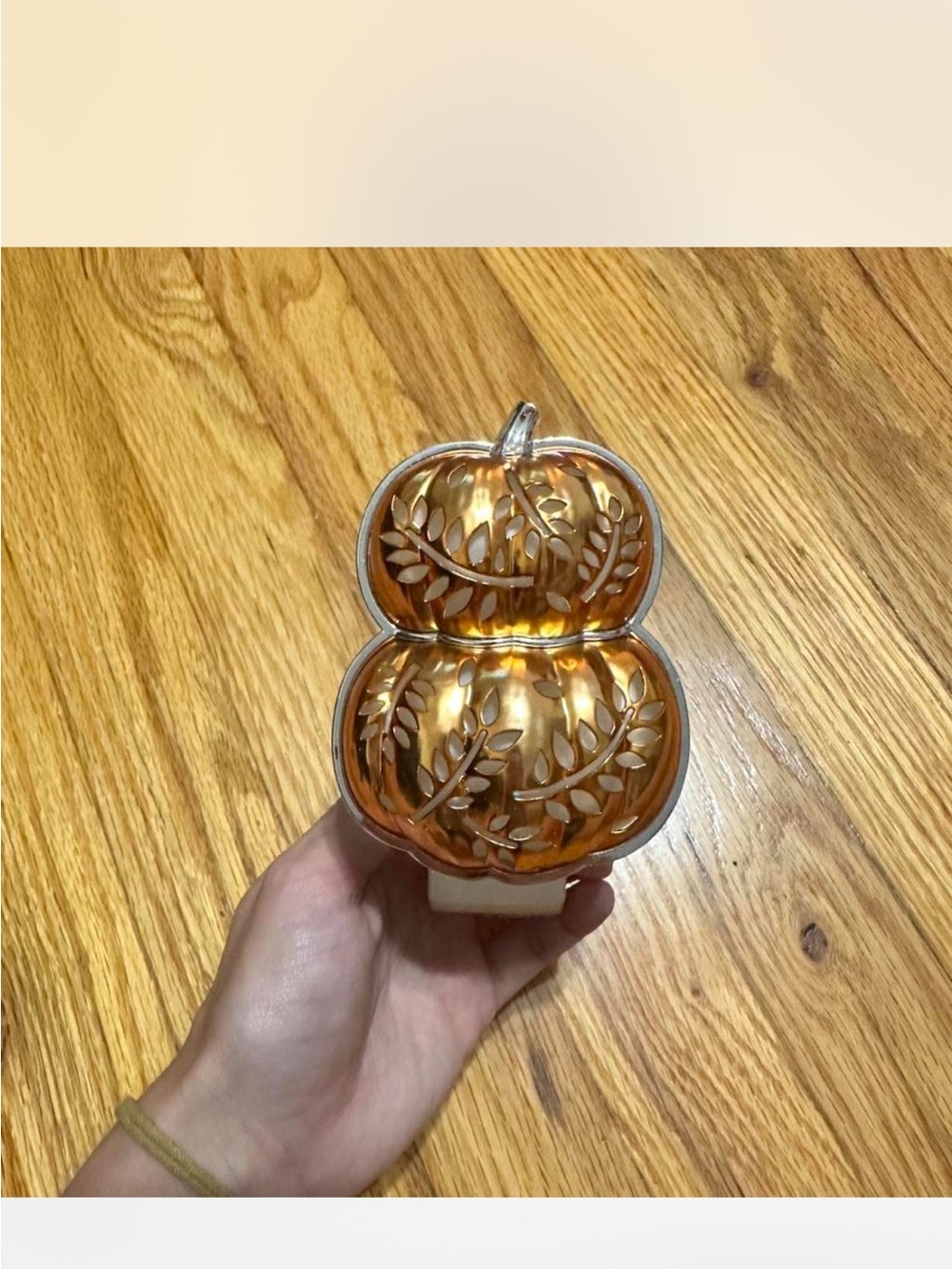 Bath and body works wallflower Pumpkin Plug-In Night Light - Picture 2 of 4